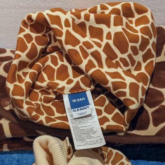 Giraffe baby bundle 🦒 - Picture 9 of 10